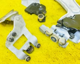 Ролик раздвижной двери NISSAN