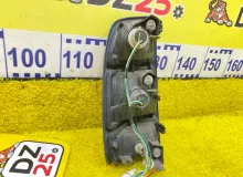 Стоп-сигнал TOYOTA TUNDRA 1999/Цвет 056 815500C010 UCK40L/UCK41L/UCK30L/UCK31L/VCK40L/VCK30L/GSK30L 2UZFE, задний правый