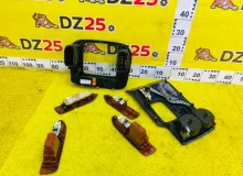 Консоль магнитофона TOYOTA LAND CRUISER 1999 8401360020 UZJ100W 2UZFE, передний