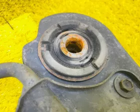 Задняя балка TOYOTA