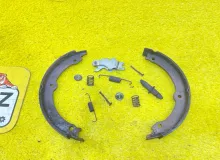Механизм стояночного тормоза TOYOTA TUNDRA 2008/Цвет 040 USK56L/USK56/USK51L/USK50L/USK52L/USK55L/USK57L/GSK50/GSK51/GSK52/UCK50/UCK51/UCK52/UCK55/UCK57UCK56/UPK50/UPK51/UPK52/UPK55/UPK56/UPK57 3URFE, задний левый