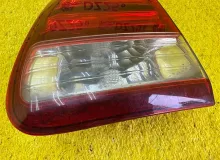 Стоп-вставка TOYOTA/LEXUS/EAGLE EYES LAND CRUISER/LAND CRUISER CYGNUS/LX470 2000 8158160040 UZJ100/UZJ100L/UZJ100/FZJ100/FZJ105/HDJ100/HDJ100L/HDJ101/HDJ101K/HZJ105/HZJ105L 2UZFE, задняя правая