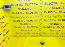 Блок управления климат-контролем TOYOTA NOAH 2014/Цвет 1F7 8865028C10 ZWR80G 2ZRFXE, передний