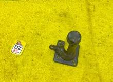 Поддомкратник/ домкрат TOYOTA TUNDRA 1999/Цвет 056 091110C010 UCK40L/UCK41L/UCK30L/UCK31L/VCK40L/VCK30L/GSK30L 2UZFE, задний