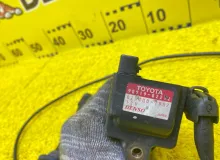 Катушка зажигания TOYOTA HILUX SURF 2003/Цвет 1D4 9091902212 VZN215W 5VZFE, передняя