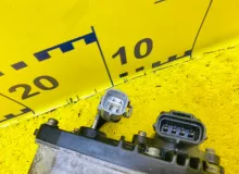 Заслонка дроссельная TOYOTA LAND CRUISER PRADO 2002/Цвет 070 2203062020 VZJ121W 5VZFE