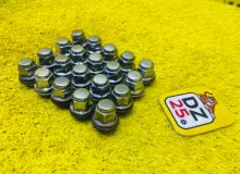 Гайка на колесо TOYOTA VOXY 2014/Цвет 070 9094201033 ZRR85G 3ZRFAE