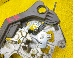 Замок двери Hyundai / KIA