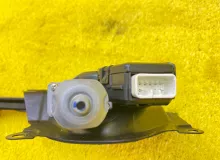 Доводчик двери TOYOTA TANK 2017/Цвет W24 85006B2031 M900A 1KRFE, задний левый