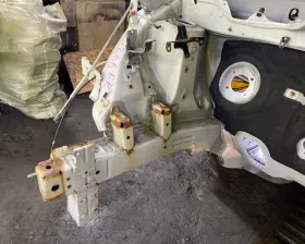 Лонжерон TOYOTA