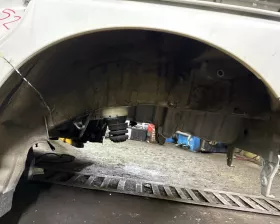 Крыло заднее TOYOTA
