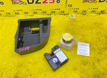 Компрессор подкачки колес TOYOTA WISH 2013/Цвет 070 4489052020 ZGE20W 2ZRFAE