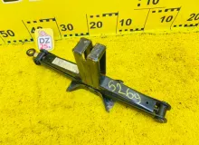 Поддомкратник/ домкрат MITSUBISHI PAJERO IO 2003/A19C MR418579 H76W 4G93T, задний
