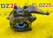 Поворотный кулак TOYOTA LAND CRUISER 1992/Цвет 183 4321160110 HDJ81V 1HDT, передний правый