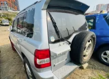 Крепление решетки радиатора MITSUBISHI PAJERO IO 2003/A19C MR533979 H76W 4G93T, переднее Крепление решетки радиатора MITSUBISHI PAJERO IO 2003/A19C MR533979 H76W 4G93T, переднее