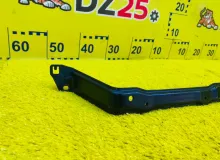Крепление решетки радиатора MITSUBISHI PAJERO IO 2003/A19C MR533979 H76W 4G93T, переднее Крепление решетки радиатора MITSUBISHI PAJERO IO 2003/A19C MR533979 H76W 4G93T, переднее