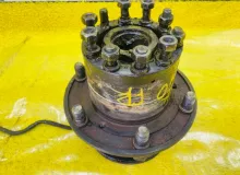 Ступица ГАЗ 3307/3308/3325 2004 ВМ-3284 ЗМЗ5233, передняя правая Ступица ГАЗ 3307/3308/3325 2004 ВМ-3284 ЗМЗ5233, передняя правая