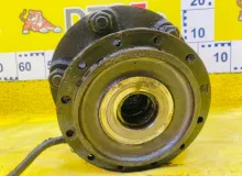 Ступица ГАЗ 3307/3308/3325 2004 ВМ-3284 ЗМЗ5233, передняя правая Ступица ГАЗ 3307/3308/3325 2004 ВМ-3284 ЗМЗ5233, передняя правая