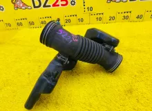 Патрубок воздушного фильтра TOYOTA HILUX SURF 2003/Цвет 1D4 1788162200 VZN215W 5VZFE, передний