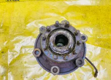 Ступица ГАЗ 3307/3308/3325 2004 ВМ-3284 ЗМЗ5233, задняя правая Ступица ГАЗ 3307/3308/3325 2004 ВМ-3284 ЗМЗ5233, задняя правая