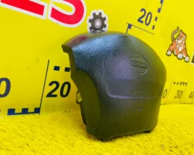 Подушка безопасности водителя Nissan