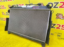 Радиатор основной TOYOTA ESQUIRE 2016/Цвет 220 1640037280 ZRR85G 3ZRFAE, передний