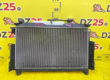Радиатор основной TOYOTA ESQUIRE 2014/Цвет 1F7 1640037280 ZRR85G 3ZRFAE, передний