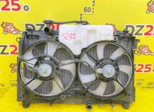 Радиатор основной TOYOTA NOAH 2014/Цвет 070 1640037280 ZRR85W 3ZRFAE, передний