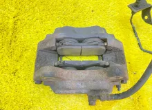 Суппорт TOYOTA LAND CRUISER 2001/Цвет 057 4773060080 UZJ100W 2UZFE, передний правый