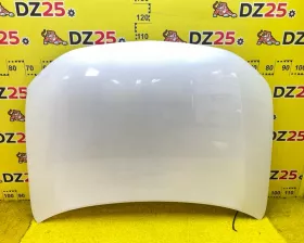 Капот Mitsubishi