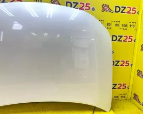 Капот Mitsubishi