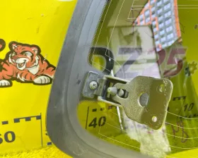 Стекло собачника TOYOTA