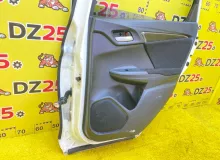 Дверь боковая HONDA FIT/SHUTTLE/JAZZ 2014/Цвет NH624P 67510T5AJ00ZZ GK4/GP5/GP6/GP7/GP8/GK3/GK5/GK6/GK8/GK9 LEB, задняя правая