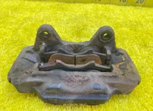 Суппорт TOYOTA LAND CRUISER PRADO 2004/Цвет 070 4773060130 VZJ120W 5VZFE, передний правый