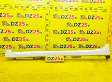 Накладка на порог LEXUS CT200H 2012/Цвет 077 7586076010A0 ZWA10 2ZRFXE, передняя левая