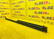 Накладка на порог TOYOTA VOXY 2014/Цвет 221 7585028050 ZRR85W 3ZRFAE, правая