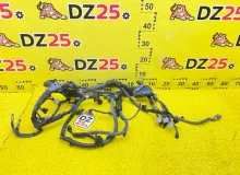 Коса двс TOYOTA VOXY 2014/Цвет 202 8212128B50 ZWR80G 2ZRFXE, передняя