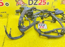 Коса двс TOYOTA VOXY 2014/Цвет 202 8212128B50 ZWR80G 2ZRFXE, передняя