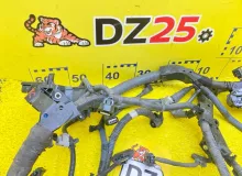 Коса двс TOYOTA VOXY 2014/Цвет 202 8212128B50 ZWR80G 2ZRFXE, передняя