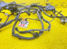 Коса двс TOYOTA VOXY 2014/Цвет 202 8212128B50 ZWR80G 2ZRFXE, передняя
