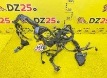 Коса двс TOYOTA VOXY 2014/Цвет 221 8212128B40 ZRR85W 3ZRFAE, передняя