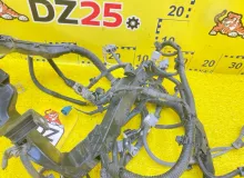 Коса двс TOYOTA VOXY 2014/Цвет 221 8212128B40 ZRR85W 3ZRFAE, передняя
