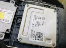 Фара AUDI Q5 2012 8R0941044D 8RB CHJA, передняя правая