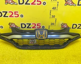 Решетка радиатора HONDA