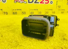 Дуйка TOYOTA LAND CRUISER PRADO 2002/Цвет 1D4 5547560040 VZJ121W 5VZFE, передняя левая