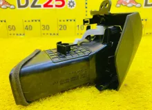 Дуйка TOYOTA LAND CRUISER PRADO 2004/Цвет 1D4 5566060150 VZJ120W 5VZFE, передняя правая
