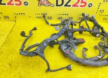 Коса двс TOYOTA VOXY 2014/Цвет 202 8212128B50 ZWR80G 2ZRFXE, передняя