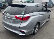 Решетка радиатора HONDA SHUTTLE 2017/Цвет NH830M 08F21TD4 GP7 LEB, передняя
