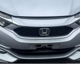 Решетка радиатора MODULO