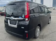 Бардачок между сиденьями TOYOTA ESQUIRE 2014/Цвет 202 861C028010 ZWR80G 2ZRFXE, передний